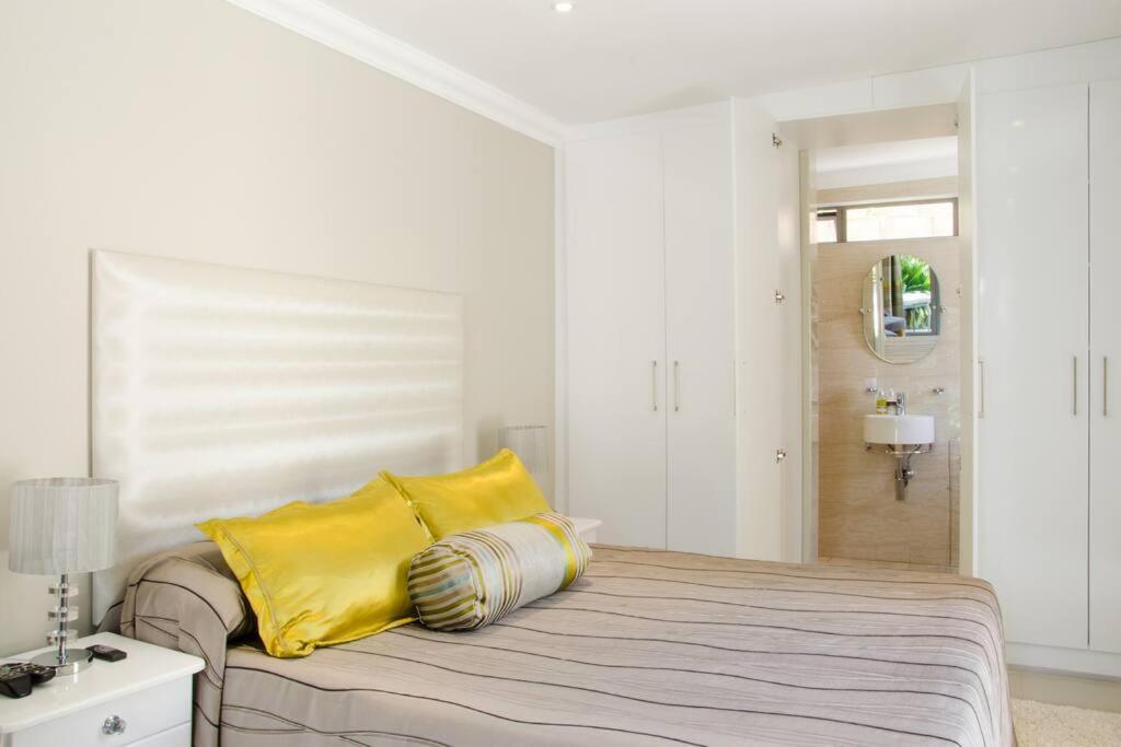 Echo Friendly Sunny Contemporary Garden Flat Apartment Cape Town Luaran gambar
