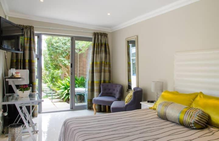 Echo Friendly Sunny Contemporary Garden Flat Apartment Cape Town Luaran gambar